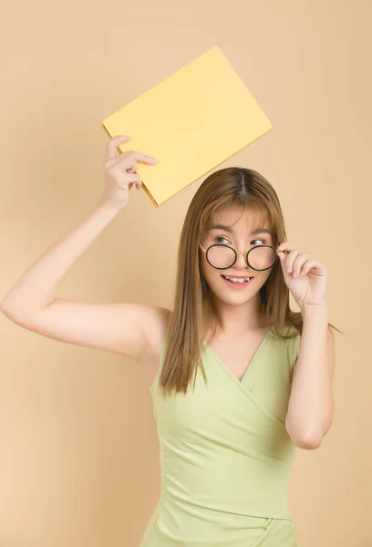 Woman portrait smiling in studio Royalty Free Stock Photos