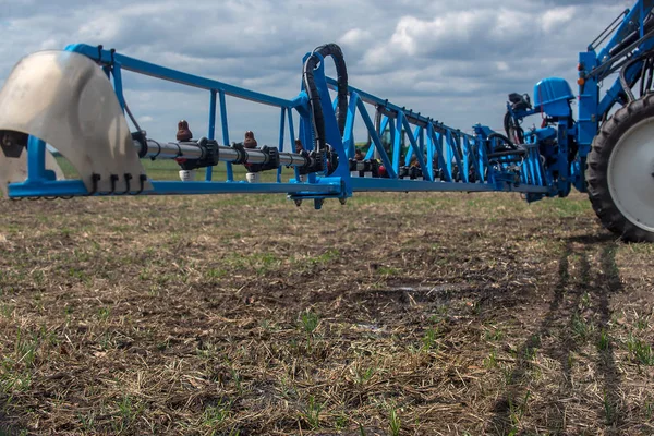 Primer Plano Introducción Fertilizantes Suelo Las Plantas — Foto de Stock