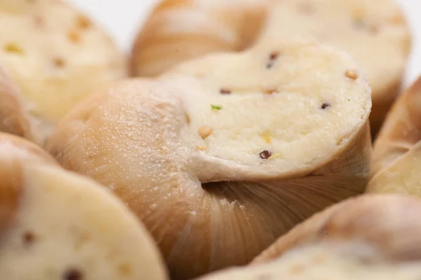 Stillleben Aus Gefüllter Schneckensauce Auf Weißem Hintergrund — Stockfoto