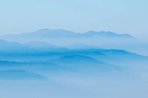 Collines Avec Brouillard Ascendant Des Vallées Dessous — Photo