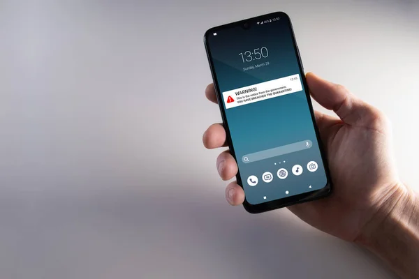 Quarentena Quebra Aviso Notificação Mockup Smartphone Realizada Por Mão Masculina — Fotografia de Stock