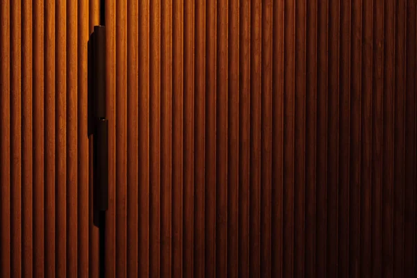 Odblaskowy Czerwony Brązowy Panel Drewniany Abstrakcyjnym Wzorem Pionowych Linii Tło — Zdjęcie stockowe