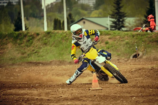 Motocross training in Moscow at the Technical Sports Stadium — Stock Photo, Image