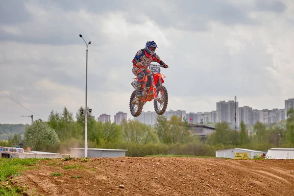 Treinamento de motocross em Moscou no Estádio Técnico de Esportes — Fotografia de Stock