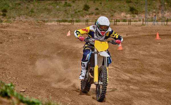 Szkolenie motocyklowe w Moskwie na Technicznym Stadionie Sportowym — Zdjęcie stockowe