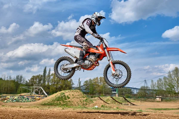 Motocross training in Moscow at the Technical Sports Stadium — Stock Photo, Image