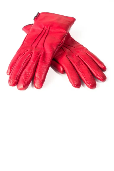 Gants en cuir rouge pour femmes isolés sur fond blanc — Photo
