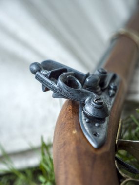 Eski tüfeğin tetikleme mekanizması.