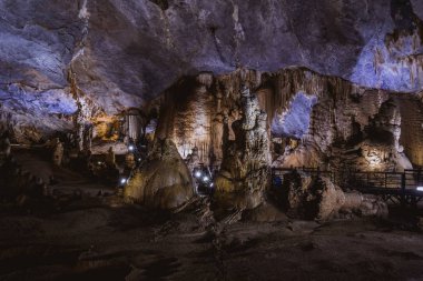  Vietnam'ın cennet Mağarası