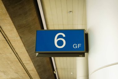 Vietnam Hava Meydanı kapısı