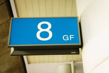 Vietnam Hava Meydanı kapısı