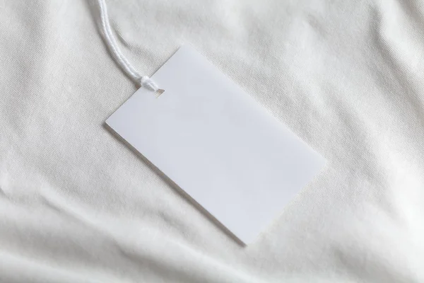Etiqueta de etiqueta de ropa en blanco maqueta blanca — Foto de Stock