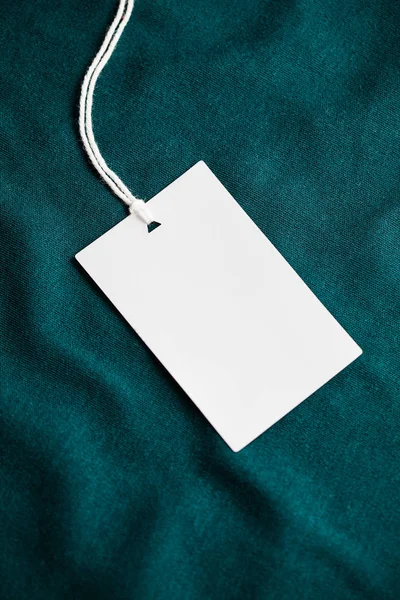 Etiqueta de roupa etiqueta branco mockup branco — Fotografia de Stock