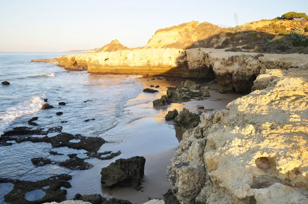 Bela praia rochosa de Portugal — Fotografia de Stock