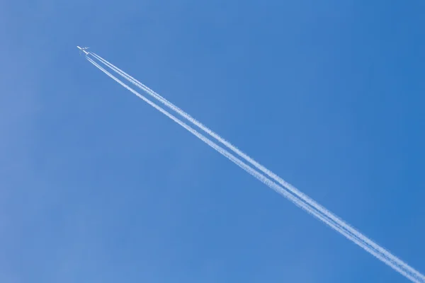 Aeromobili in volo — Foto Stock
