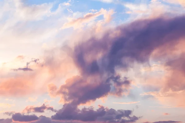 海面上戏剧性的落日 天空背景纹理 — 图库照片