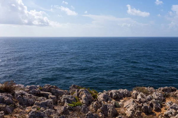 Wunderbare Aussicht auf die wunderschöne Küste — Stockfoto