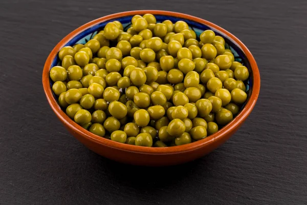 Guisantes verdes marinados — Foto de Stock