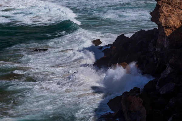 Water, waves and rocks — Stock Photo, Image