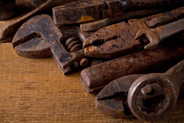 Vecchi strumenti arrugginiti — Foto Stock