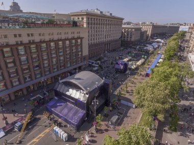 Kie şehir Khreshchatyk'a Caddesi üzerinde Eurovision Köyü
