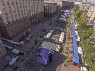 Kie şehir Khreshchatyk'a Caddesi üzerinde Eurovision Köyü