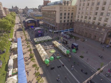 Kie şehir Khreshchatyk'a Caddesi üzerinde Eurovision Köyü