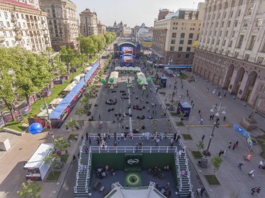 Kie şehir Khreshchatyk'a Caddesi üzerinde Eurovision Köyü