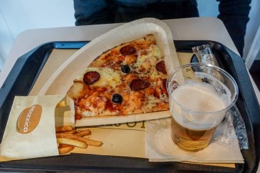 Dünya çapında seyahat ederken çekilmiş olan fotoğraflar