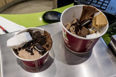 Dünya çapında seyahat ederken çekilmiş olan fotoğraflar