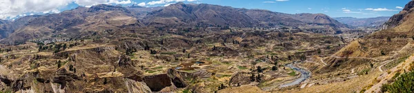 Panoramablick Auf Terrassen Die Von Der Präinca Gesellschaft Erbaut Wurden — Stockfoto