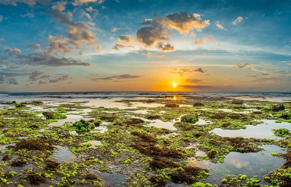 Sunset view on  Batu Bolong Beach, Bali — Stock Photo, Image