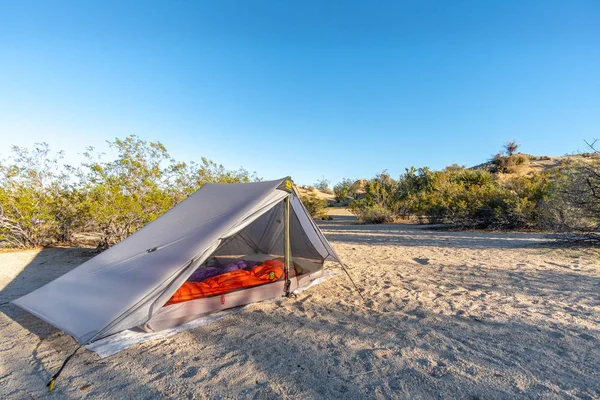 Kempingünk a Joshua Tree Nemzeti Parkban — Stock Fotó