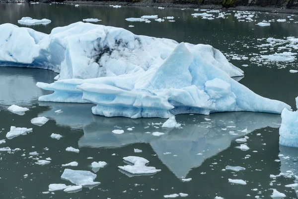 Glaciers melt in patagonia — Stok fotoğraf