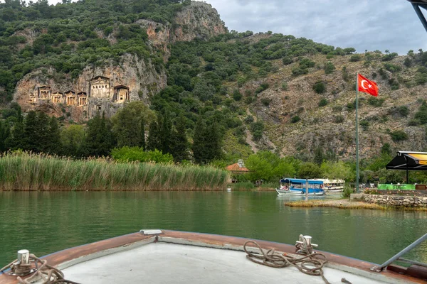 Dalyan Caunos skalní hrobky — Stock fotografie