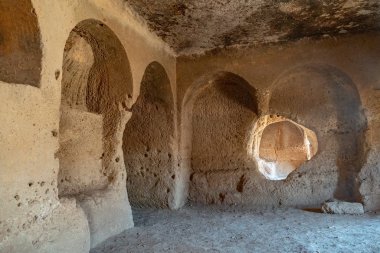 Mardin dışındaki Dara Nekropolü, Türkiye