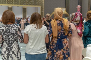 Geleneksel Kürt Dansı