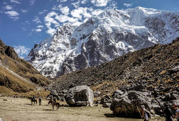 Caminhada na Montanha Salkantay, Peru — Fotografia de Stock