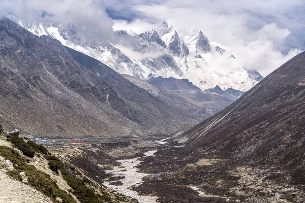 Tengboche para Dingboche, Nepal — Fotografia de Stock