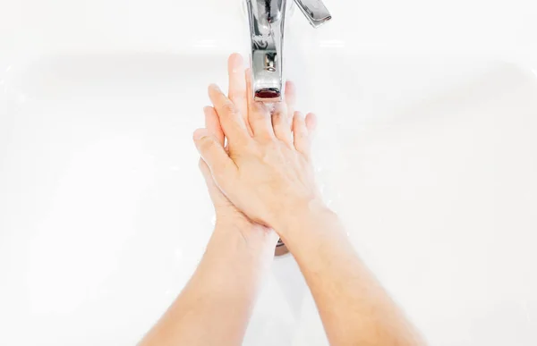 Man Die Zijn Handen Hygiënisch Wast Met Zeep — Stockfoto
