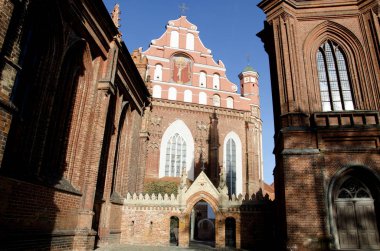 St. Anne Kilisesi ve Vilnius, Litvanya Bernardine Manastırı Kilisesi