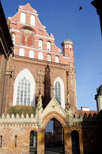 聖アンナ教会とビリニュスの Bernardine 修道院 リトアニア — ストック写真