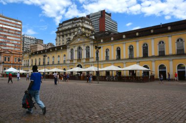 Porto Alegre, Rio Grande do Sul. Brezilya - 20 Aralık 2019: Kamu Piyasası (Mercado Publico) in 