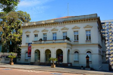 Porto Alegre, Rio Grande do Sul, Brezilya - 21.01.2018: Theatro Sao Pedro, Brezilya 'nın Rio Grande do Sul şehrinde yer alan bir tiyatrodur. Şehirdeki en eski tiyatrodur..
