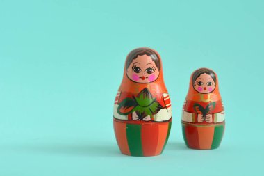 Geleneksel Rus oyuncak bebekleri. Babuşkalar ya da matruşkalar.
