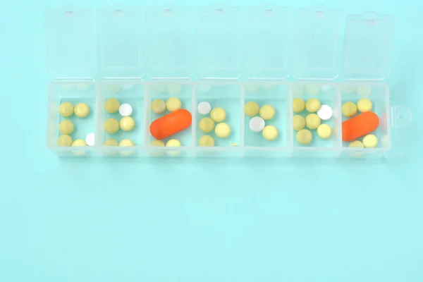Pilules Capsules Médecine Pharmaceutique Assorties Tablettes Fond Plein Pilules Différentes — Photo