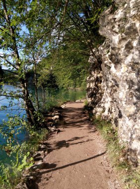 Yol boyunca Hırvatistan Plitvice Gölleri Milli Parkı