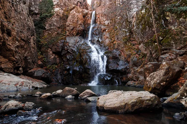 Streaming Waterfall in Autumn — Stock Photo, Image