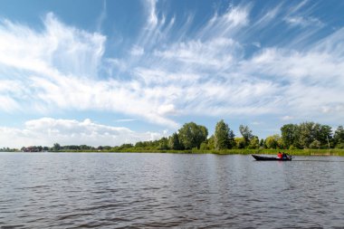 Göl Manzaralı Giethoorn içinde