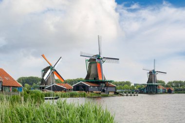 Zaanse Schans'a yel değirmenleri